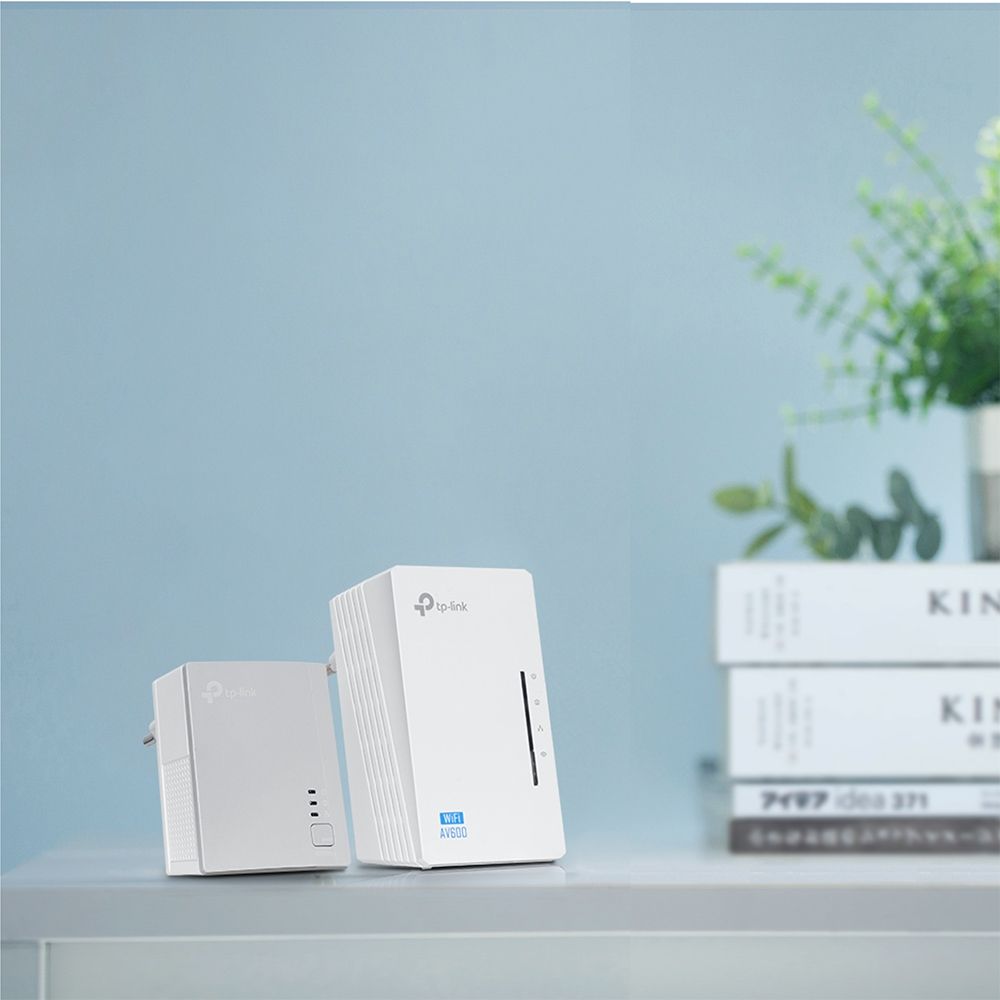 Комплект адаптеров Powerline TP-LINK TL-WPA4220KIT
