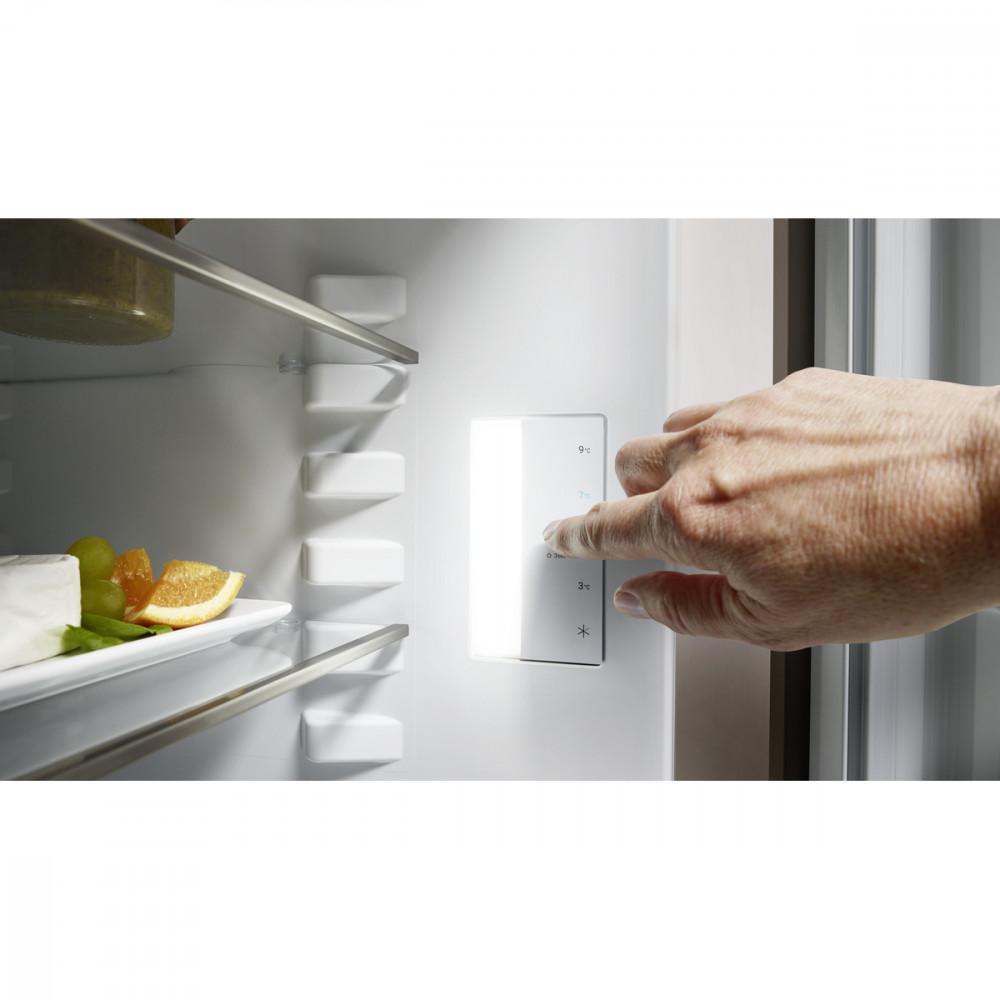 Встраиваемый LIEBHERR 001