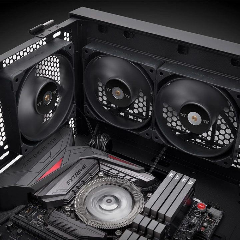 Вентилятор для корпуса Thermaltake CL-F139-PL12BL-A