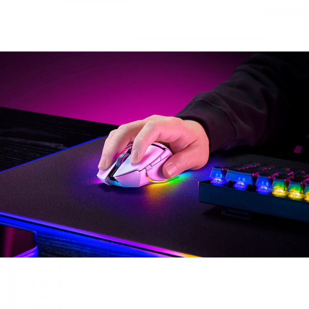 Игровая мышь Razer Basilisk V3 Pro 35K - White gaming mouse Razer Basilisk V3 Pro 35K - White gaming mouse RZ01-05240200-R3G1