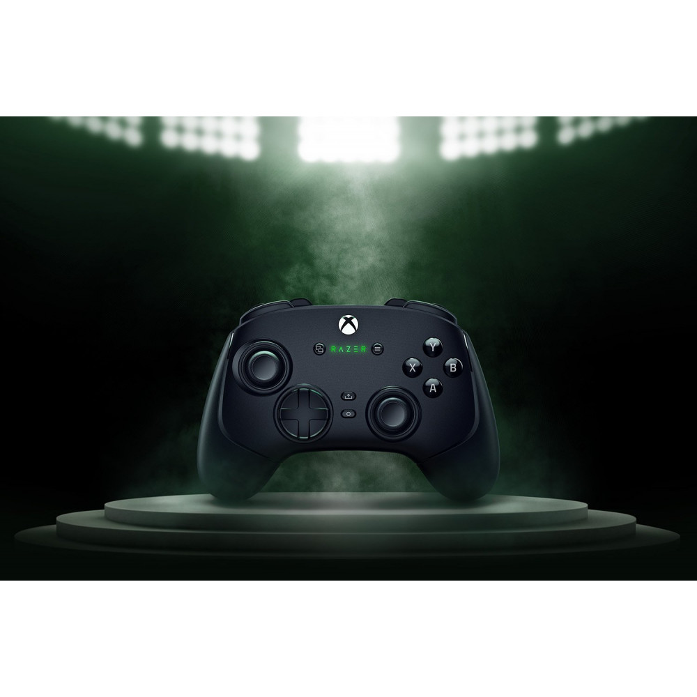 Игровой контроллер Razer Wolverine V3 Pro - Black gamepad Razer RZ06-05200100-R3M1