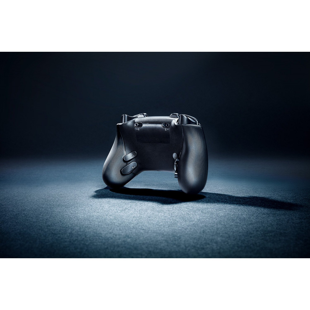 Игровой контроллер Razer Wolverine V3 Pro - Black gamepad Razer RZ06-05200100-R3M1