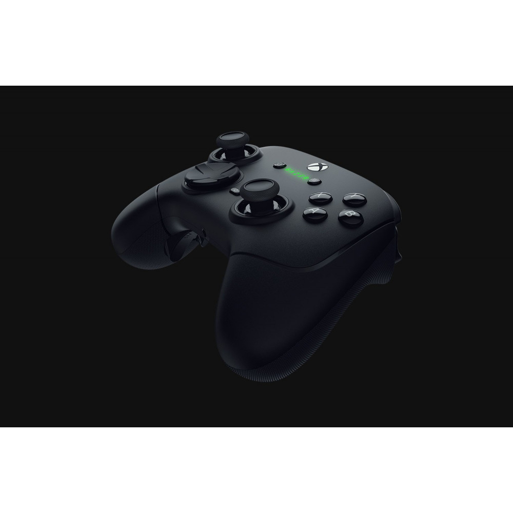 Игровой контроллер Razer Wolverine V3 Pro - Black gamepad Razer RZ06-05200100-R3M1