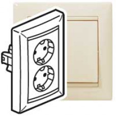 Розетка Legrand кость
